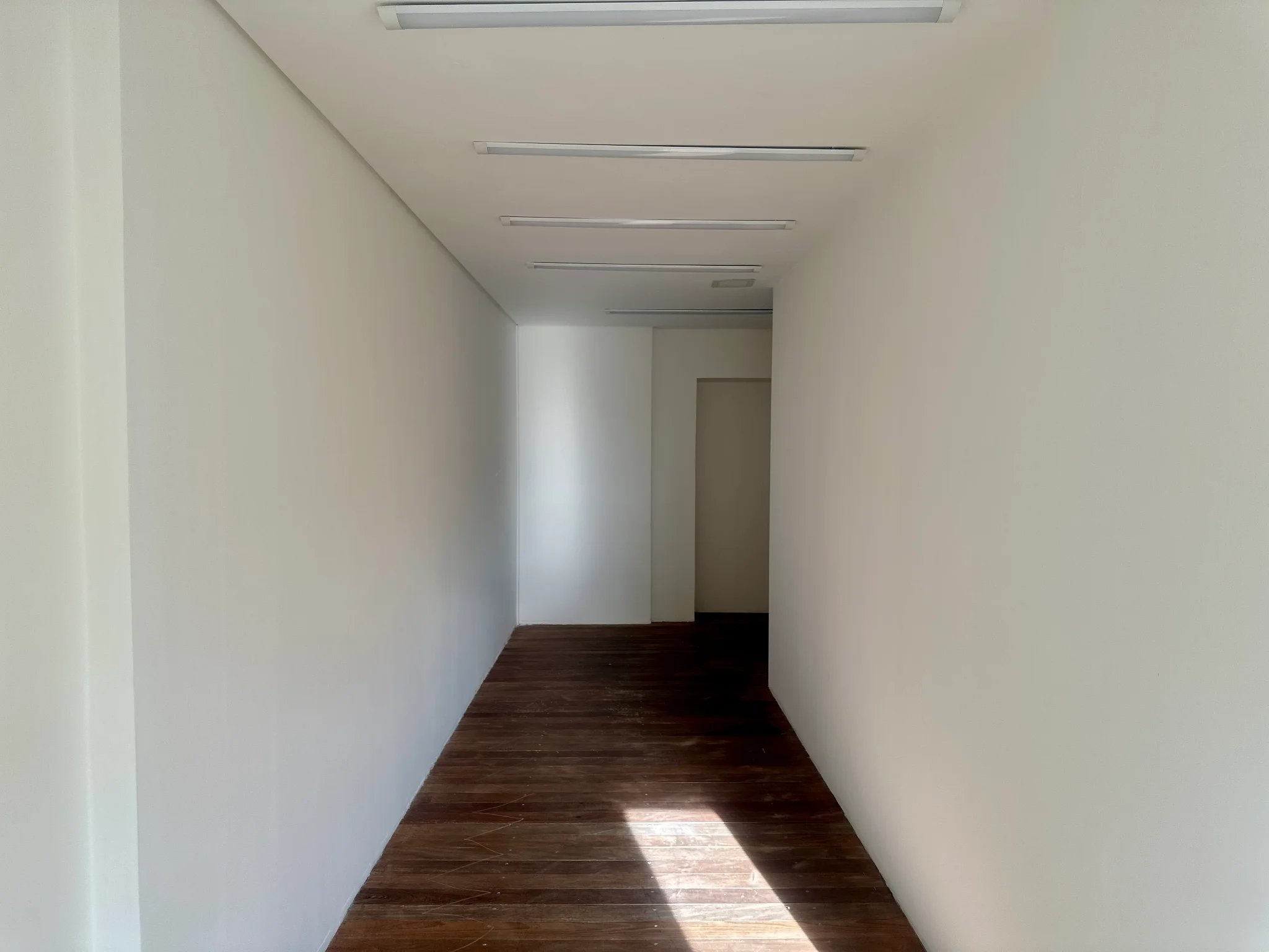 Ponto Comercial disponível para locação no Edifício Office Way em Taubaté/SP