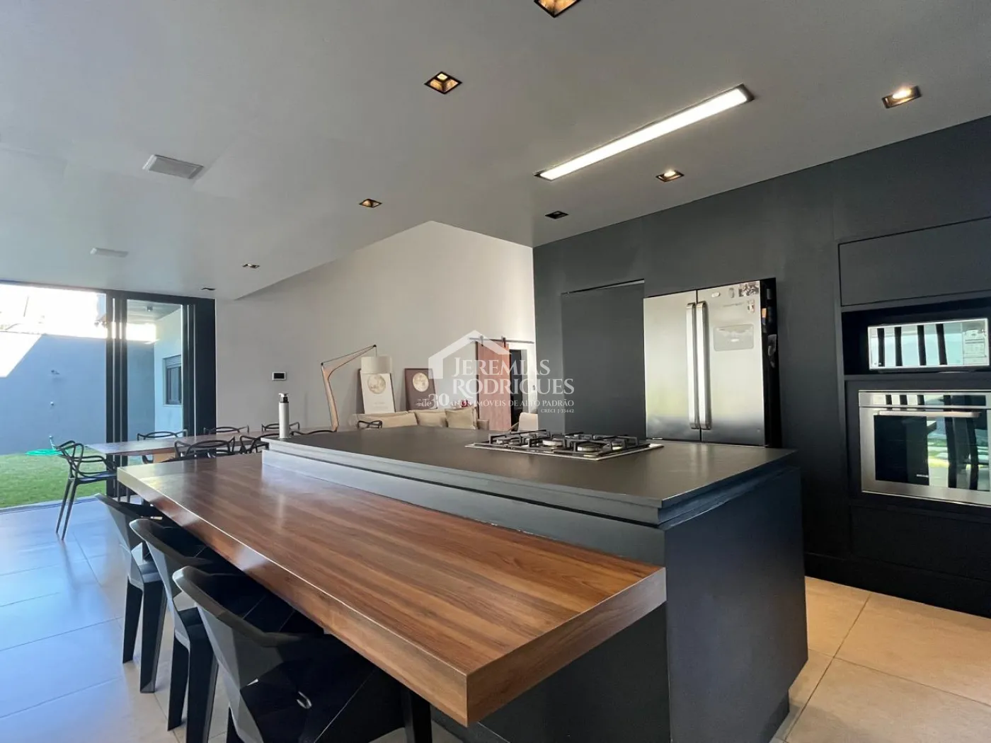 Casa com 3 dormitórios, 300 m² - Residencial Santa Helena - Caçapava/SP