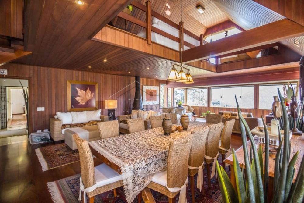 Casa à venda por R$ 6.350.000,00 - Campos do Jordão/SP