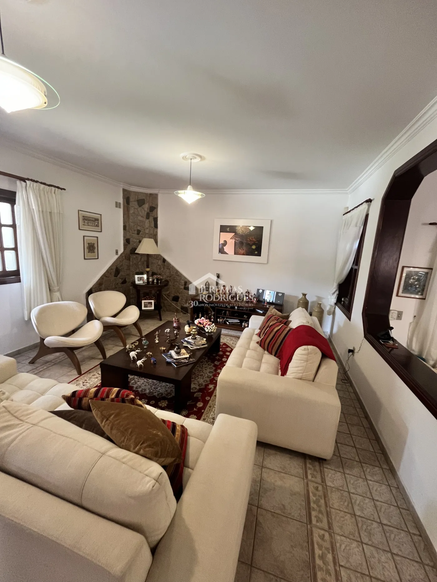 Sobrado com 3 dormitórios, 825 m2 - Residencial Doutor Lessa em Pindamonhangaba/SP