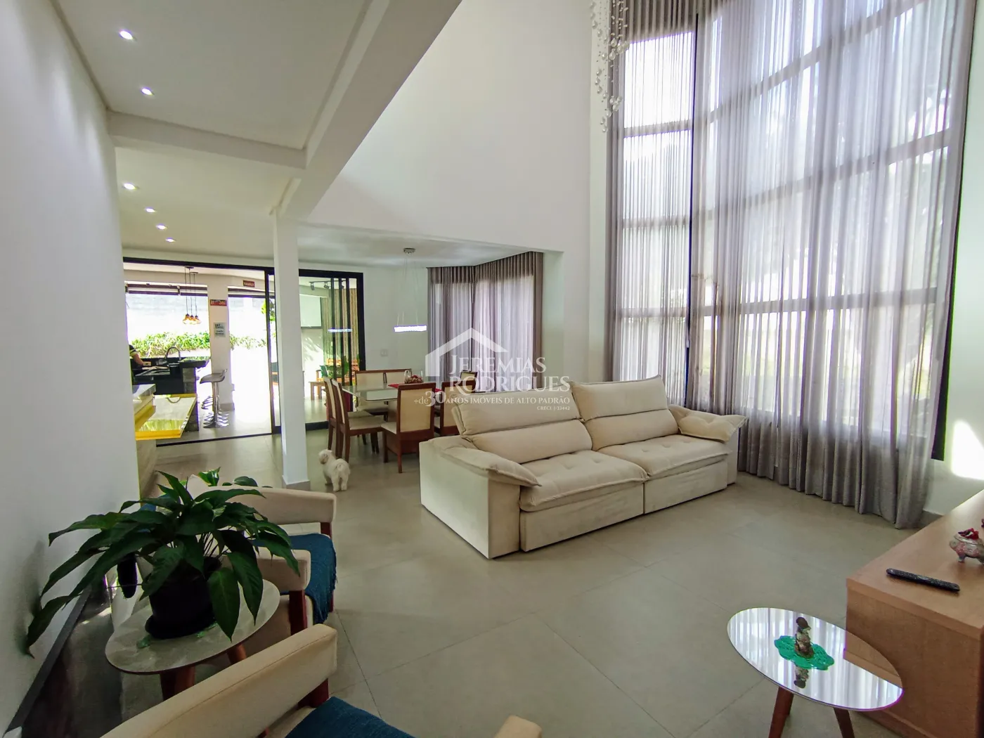 Casa para venda com 3 suítes no Condomínio Morada do Visconde em Tremembé/SP
