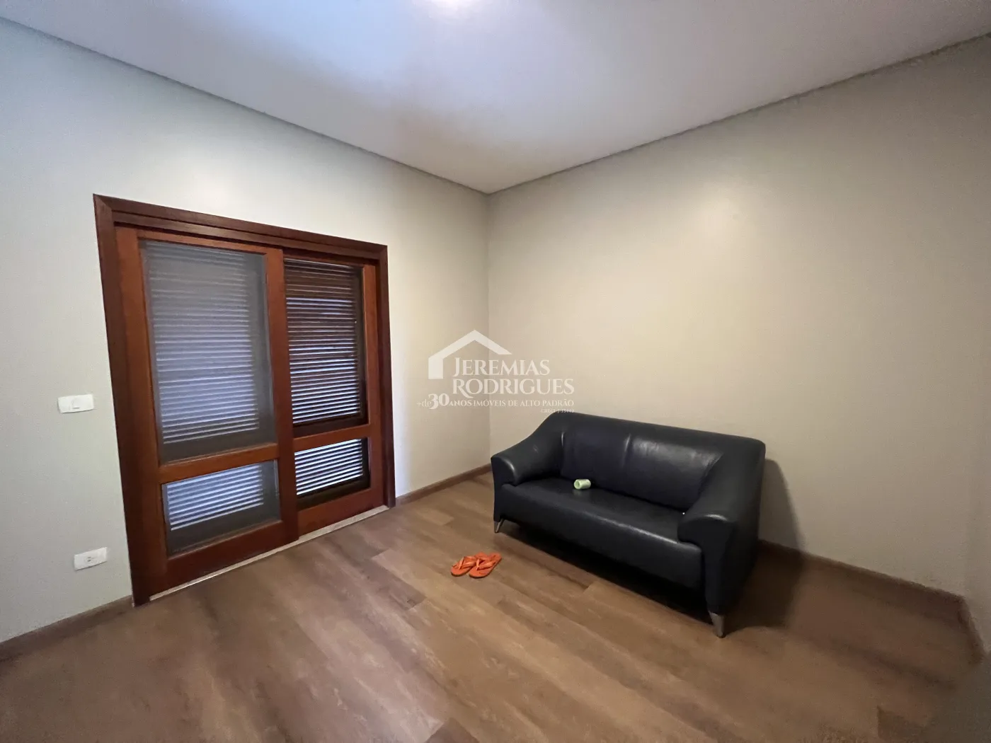 Casa com 3 dormitórios, 281 m² - Condomínio Chácaras Cataguá - Taubaté/SP