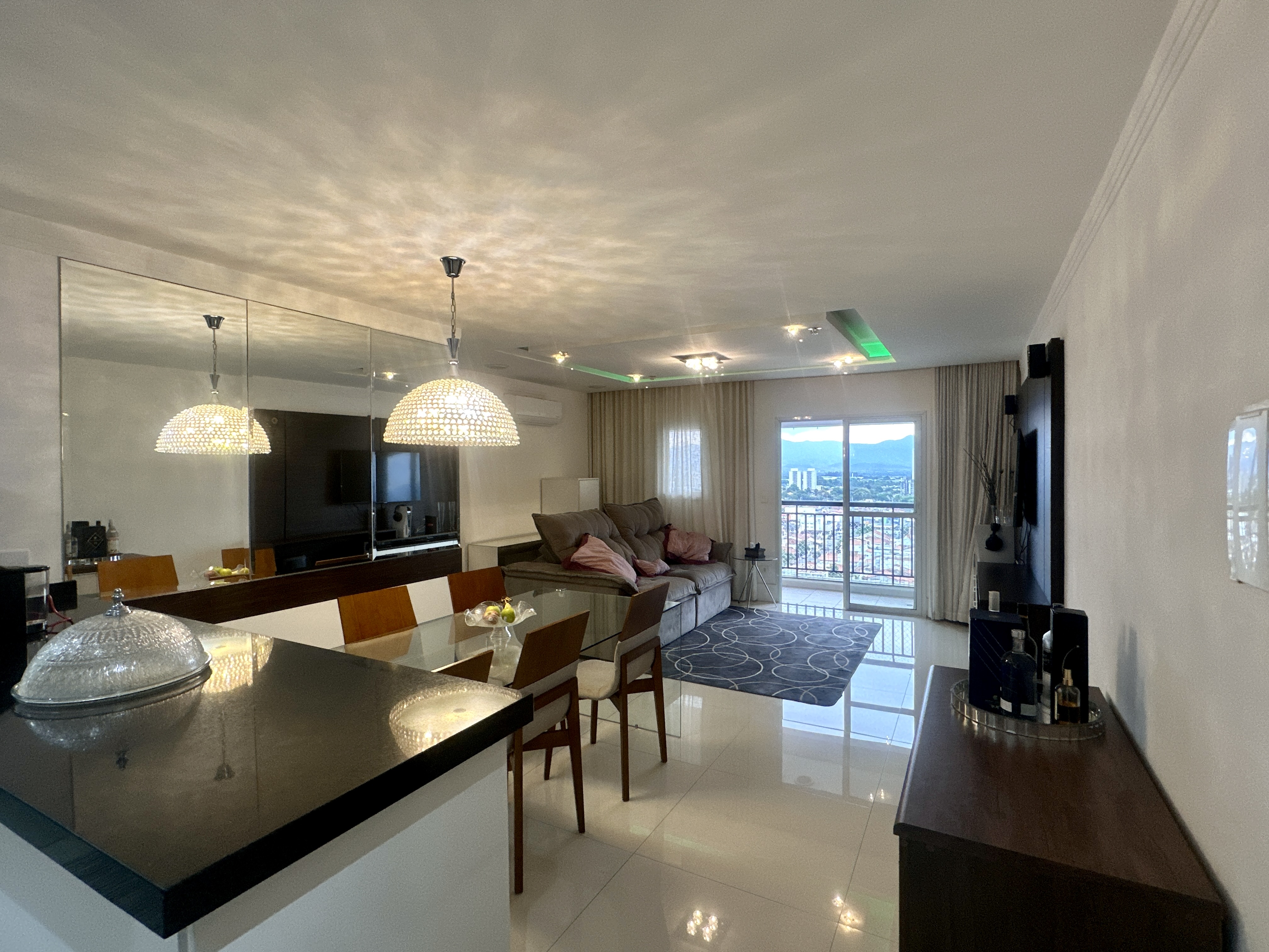 Apartamento à venda com 2 dormitórios, 82 m² no Condomínio Cyan Boulevard das Águas em Taubaté/SP.