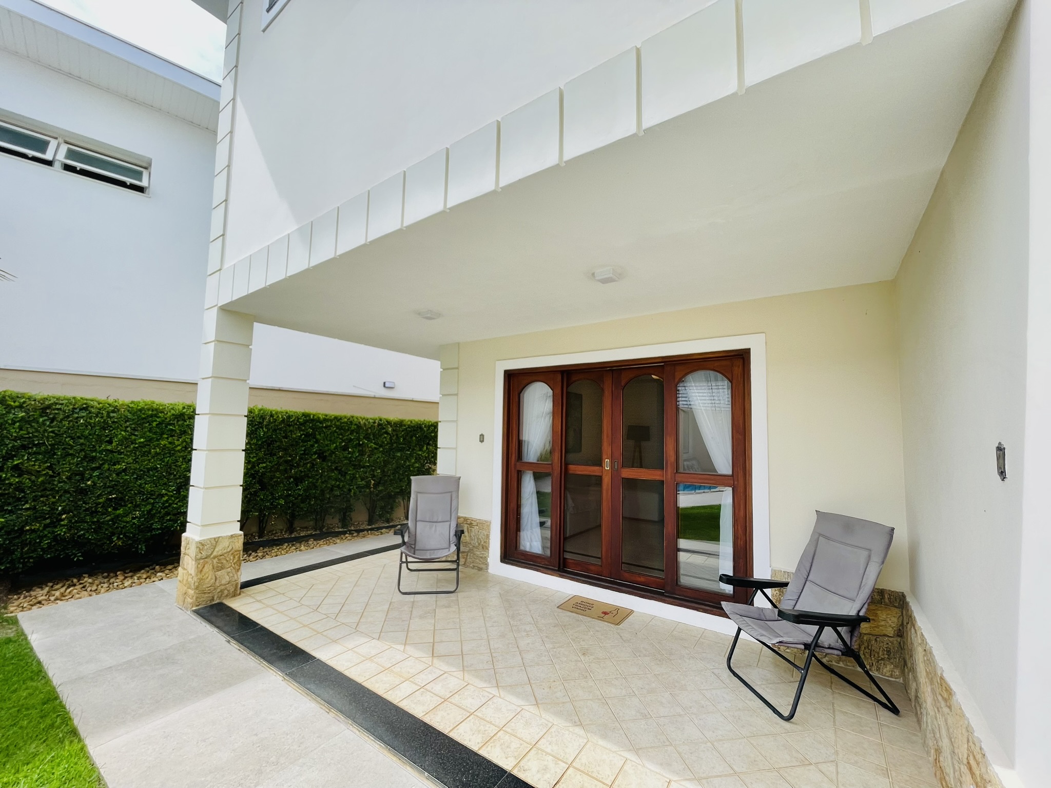 Casa para venda e locação com 4 dormitórios no Condomínio Taubaté Village em Taubaté/SP