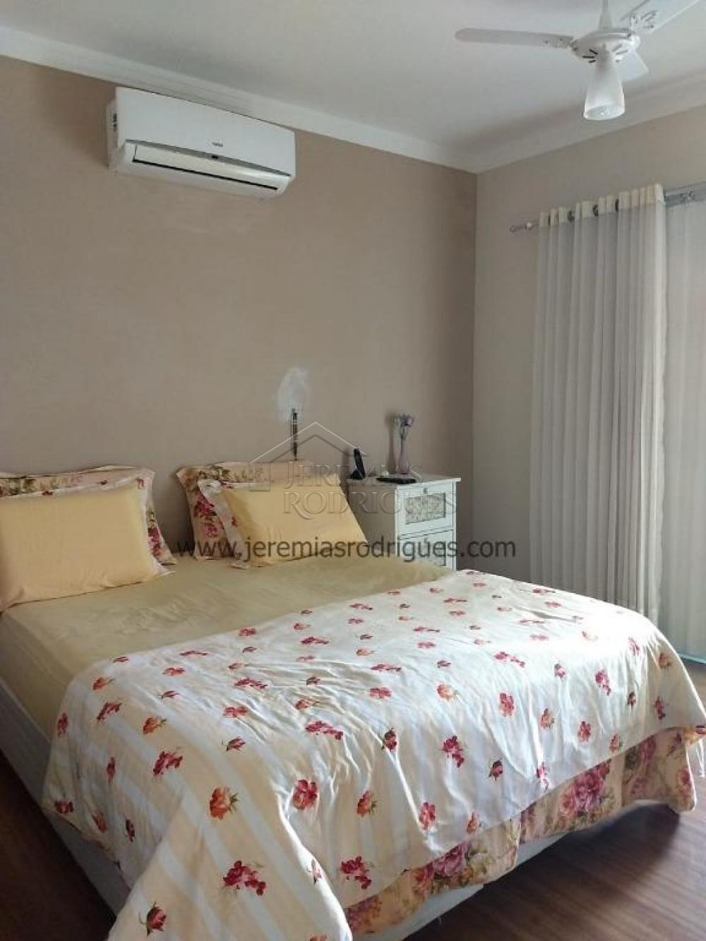Casa à venda por R$ 900.000,00 - Tremembé/SP