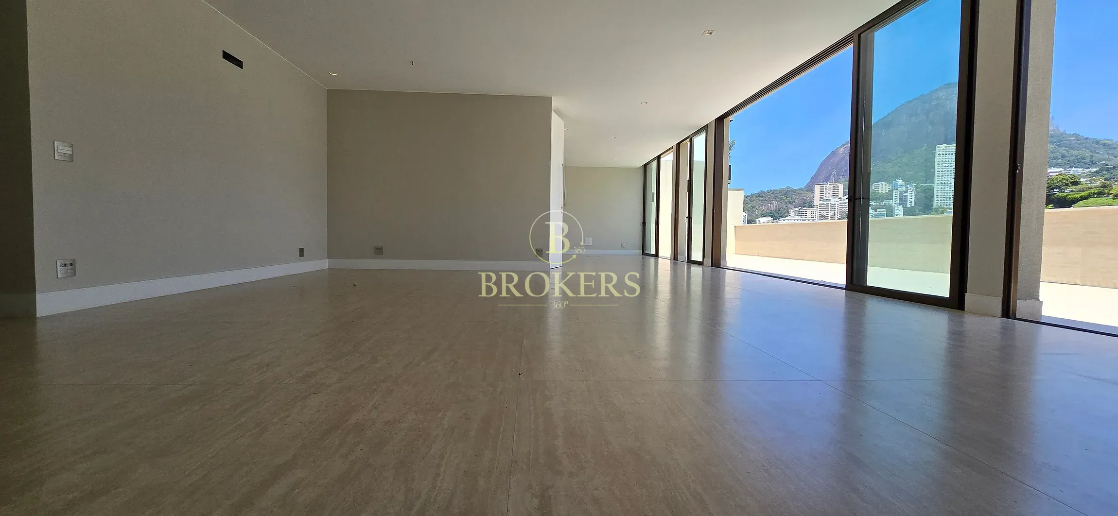 Cobertura linear, modernizada à venda no Leblon, São 460m², 4 suítes, vista indevassável para o Jar — foto 15