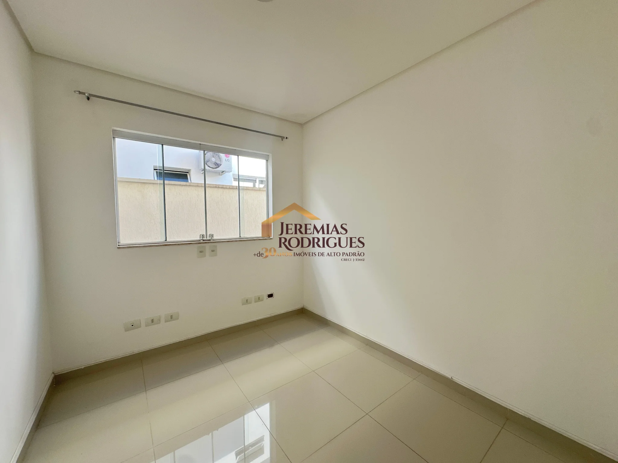 Casa para locação e venda no Condomínio Campos do Conde II Versailles em Tremembé/SP. - foto 17