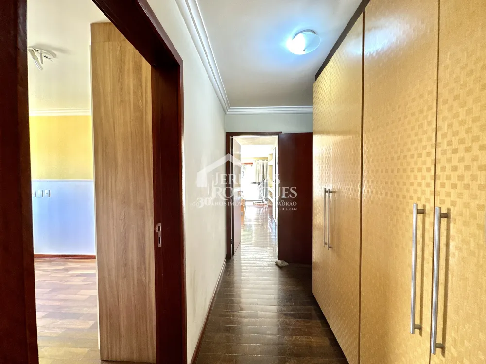 Casa com 4 quartos, 617 m² - Condomínio Taubaté Village - Taubaté/SP