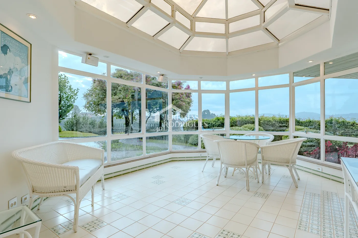 Casa com 4 suítes, 670 m² - Alto do Capivari - Campos do Jordão/SP.