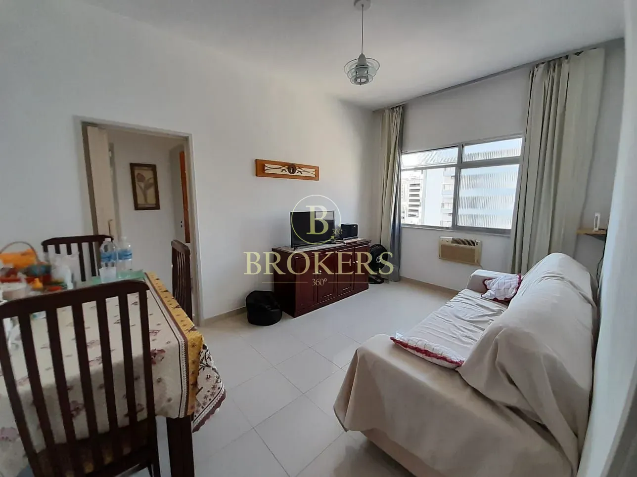 Apartamento com 2 quartos, em frente ao metrô, à Venda em  Botafogo, Rio de Janeiro. — foto 3