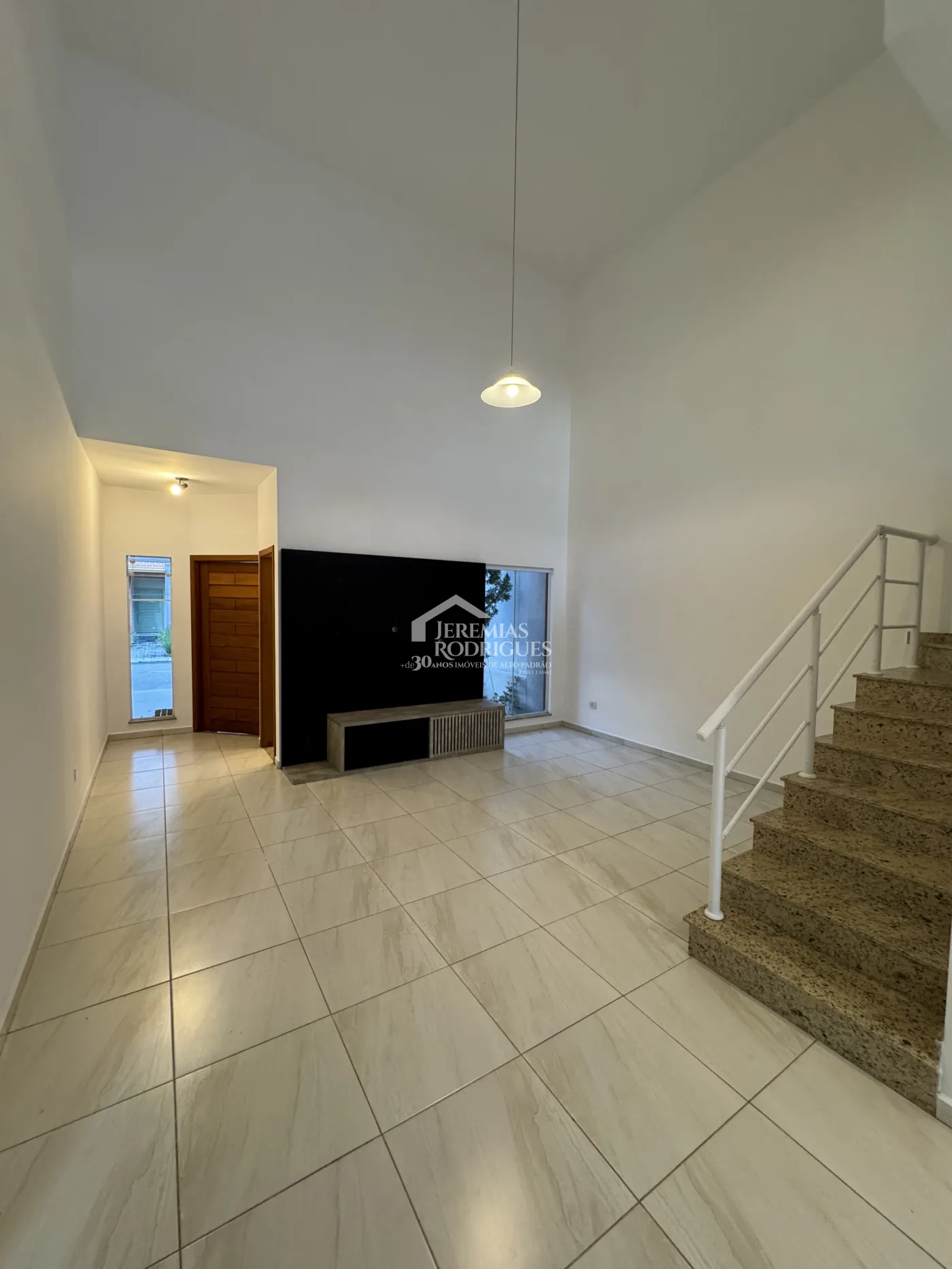 Casa para venda com 3 dormitórios no Condomínio Campos do Conde II Chamboard em Tremembé/SP