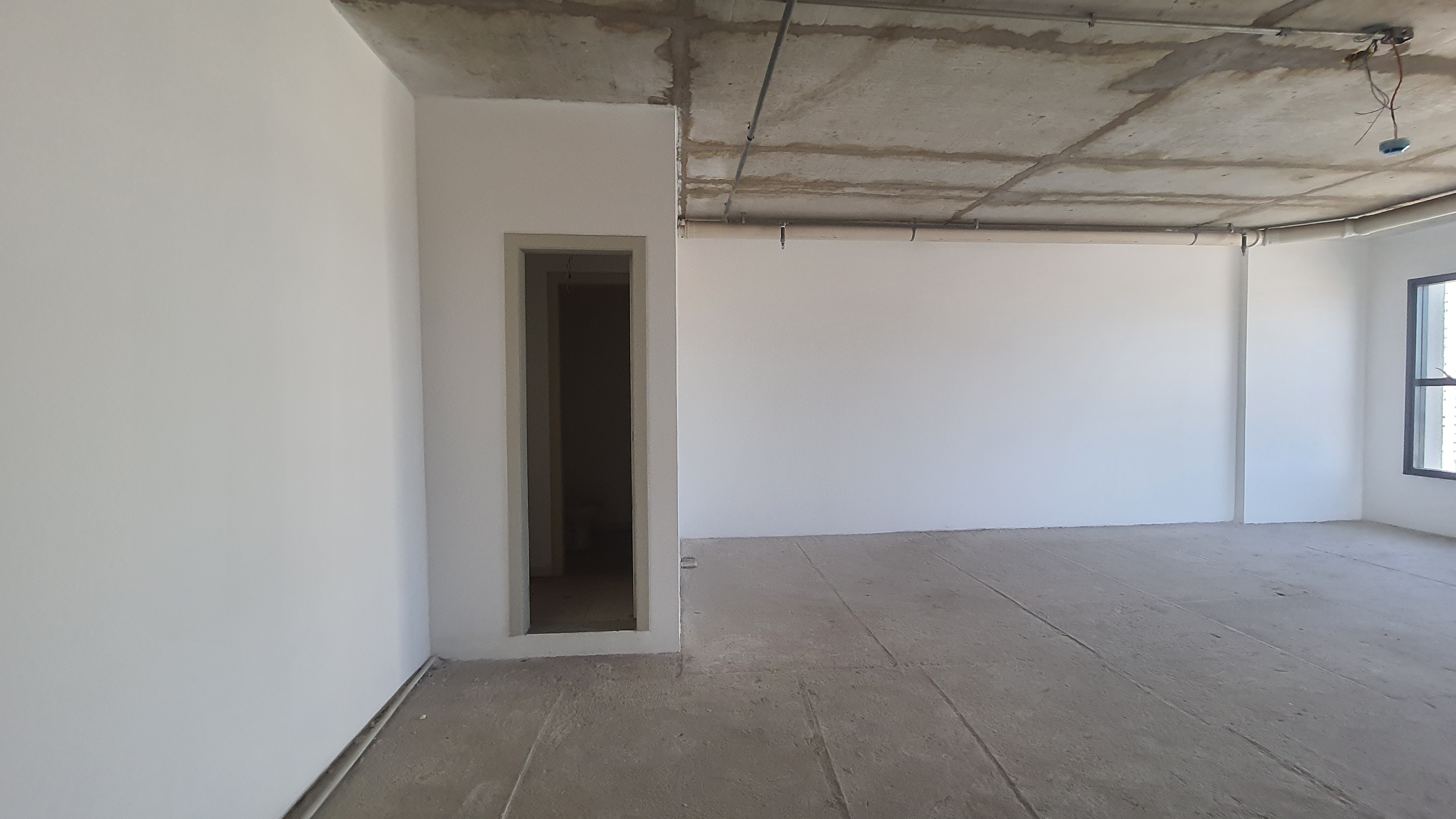 Sala comercial à venda, 62 m² no Edifício The One Office Tower em Taubaté/SP.