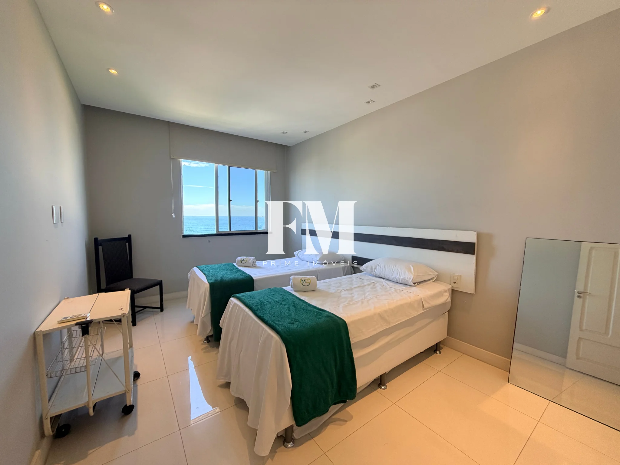 Frente mar em Copacabana: apartamento à venda de 2 quartos, andar alto com vista panorâmica, alto p - foto 15