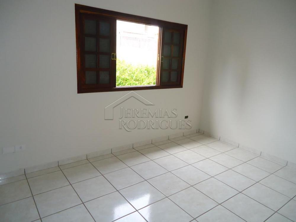 Casa à venda no Condomínio Taubaté Village
