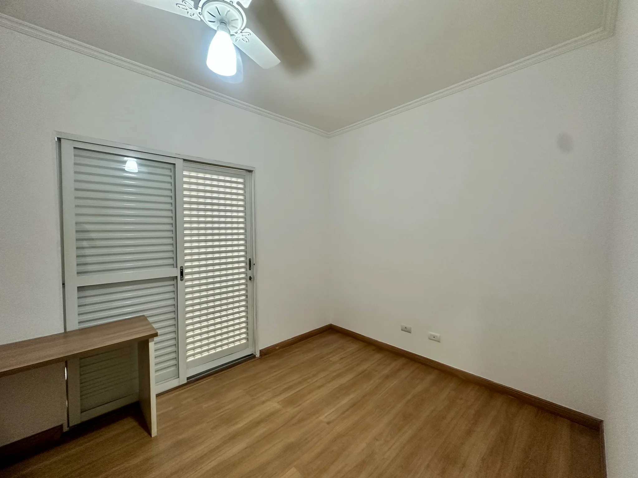 Casa para venda e locação no Condominio Vila Verde em Taubaté/SP. 