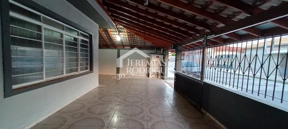 Casa com 3 dormitórios, 231 m² - Centro - Pindamonhangaba/SP