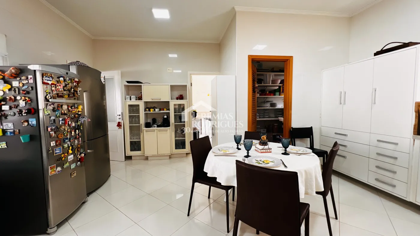 Casa com 4 suítes, 441 m² - Condomínio Taubaté Village - Taubaté/SP.