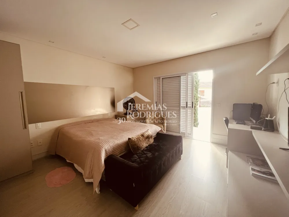 Casa com 6 quartos, 500 m² - Taubaté Village - Taubaté/SP