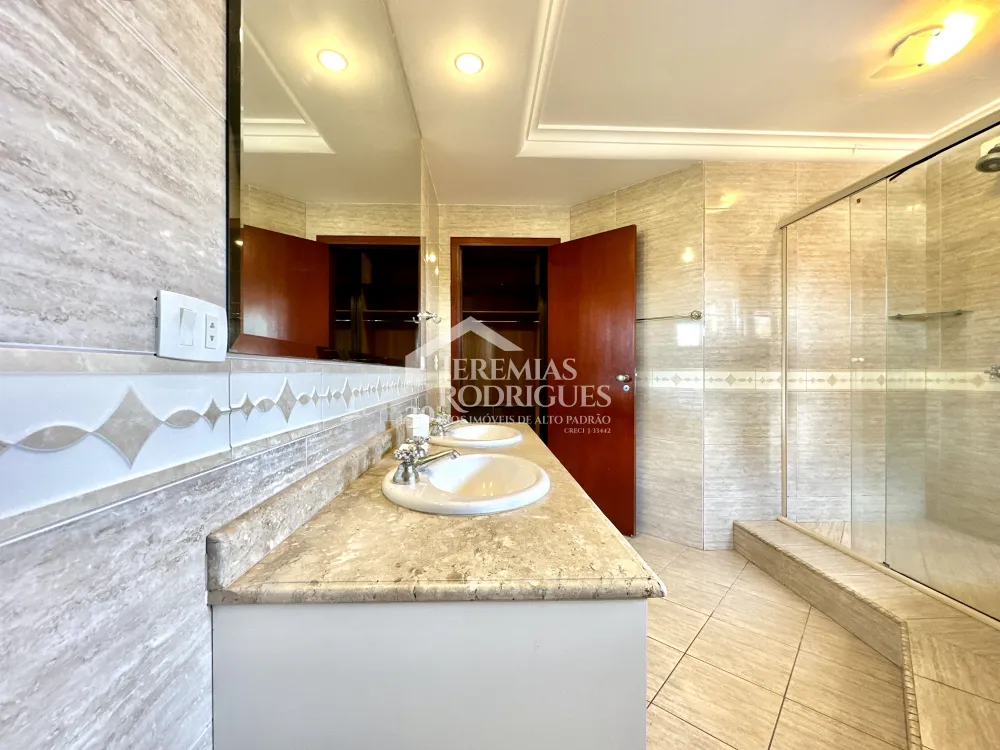 Casa com 4 quartos, 617 m² - Condomínio Taubaté Village - Taubaté/SP