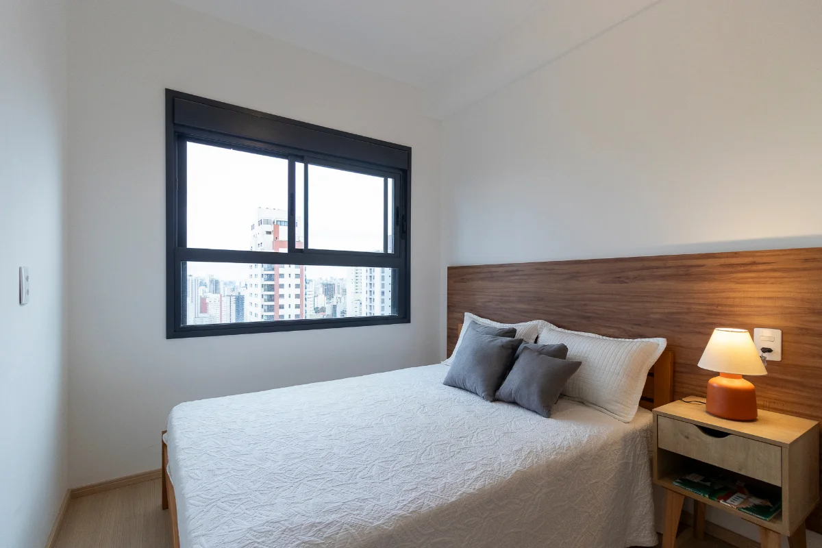 Apartamento em Mirandópolis próximo ao Metrô Praça da Árvore