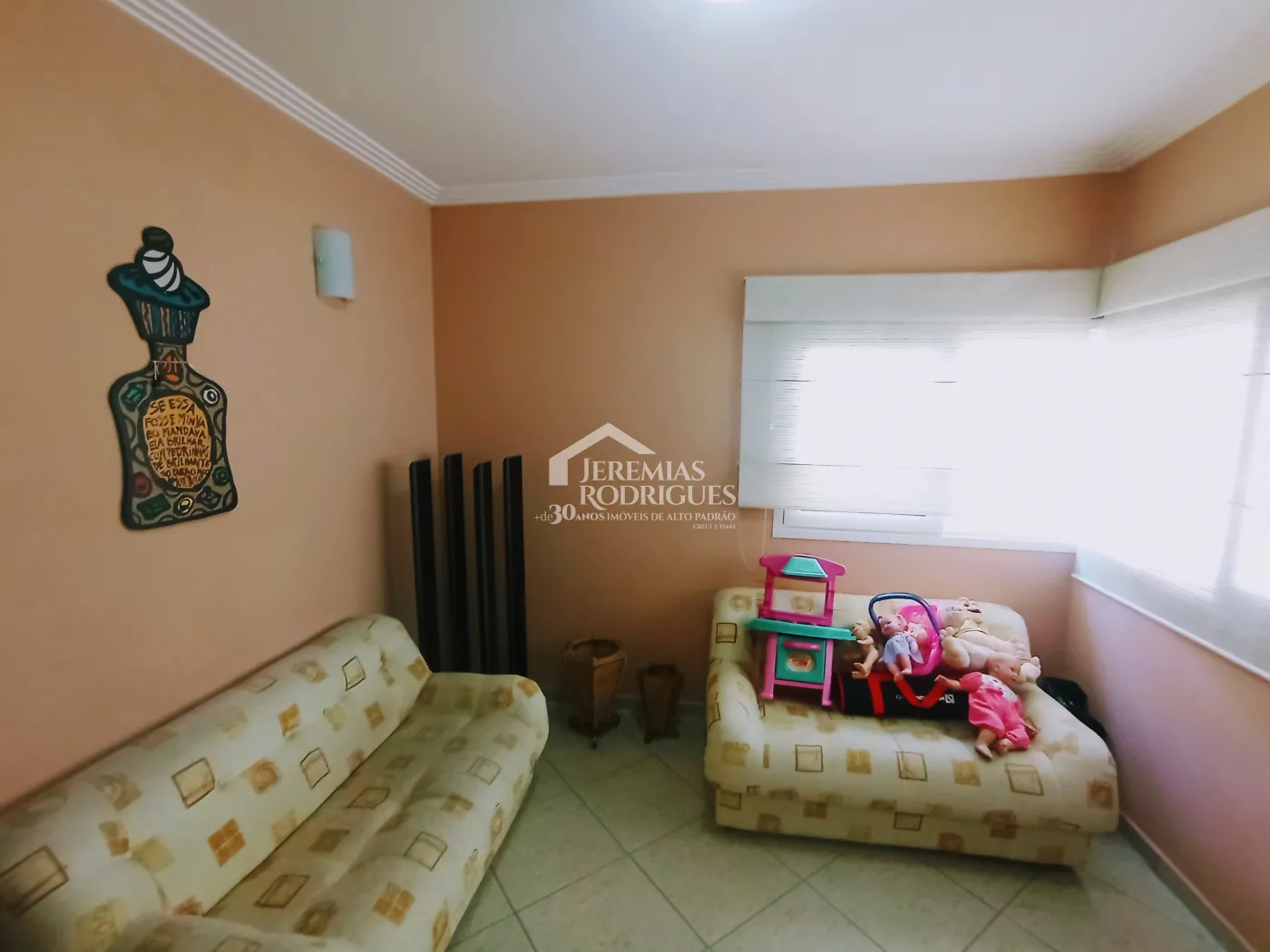 Casa à venda com 4 dormitórios no Condomínio Village Paineiras em Pindamonhangaba/SP