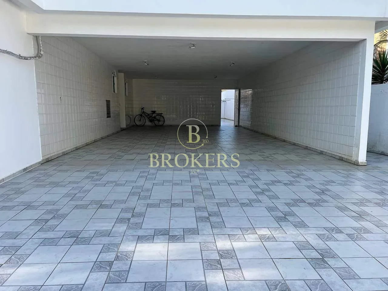 Exclusividade e lazer absoluto no Park Palace: Mansão com 8 suítes, boate privativa e 1.358m² na Ba — foto 33