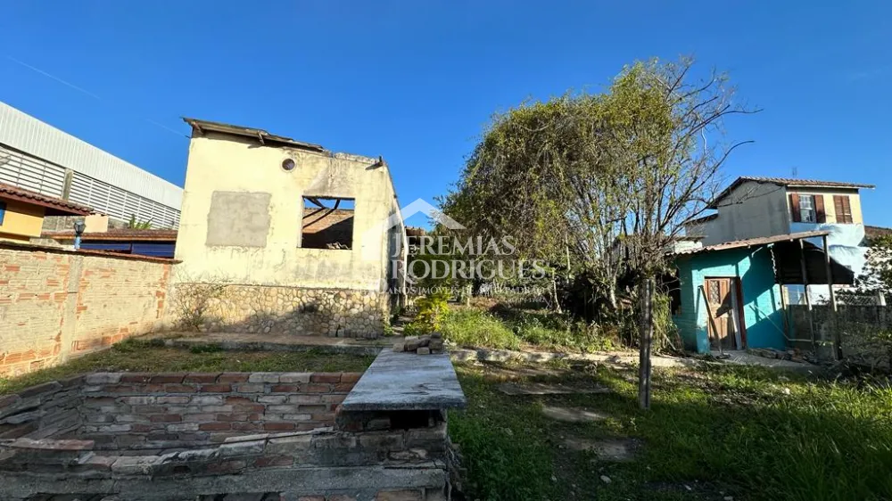 Terreno com 2.319 m² - Santana - Pindamonhangaba/SP