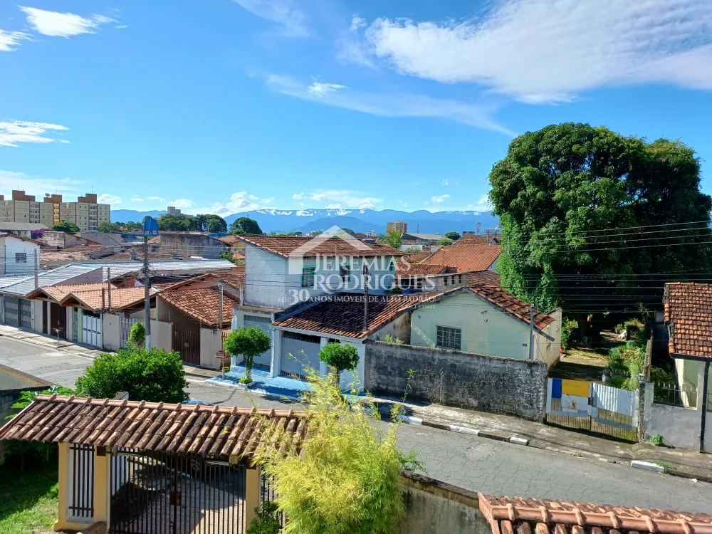 Casa com 3 quartos, 223 m², venda por R$670.000 - Campo Alegre - Pindamonhangaba/SP