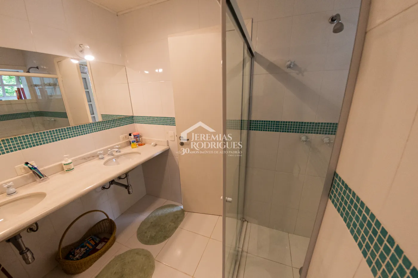 Casa com 7 dormitórios, 350 m² - Condomínio Aldeia Austríaca - Campos Jordão/SP