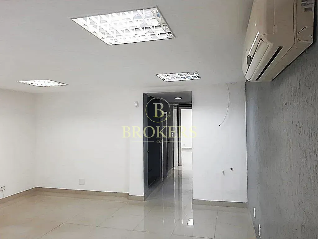 Edifício corporativo independente em localização estratégica de Laranjeiras