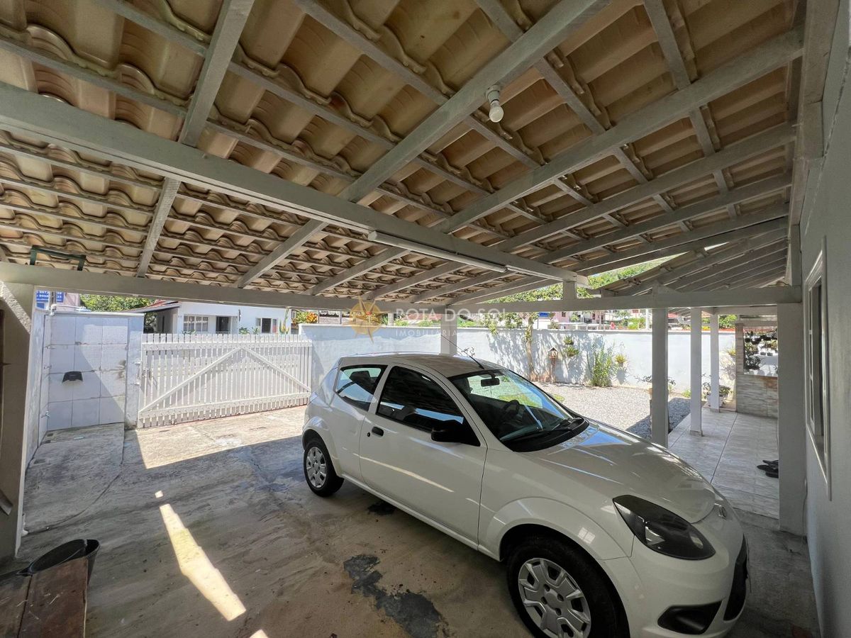 Casa à Venda 3 Quartos e 2 Vagas em Perequê Porto Belo SC — foto 17