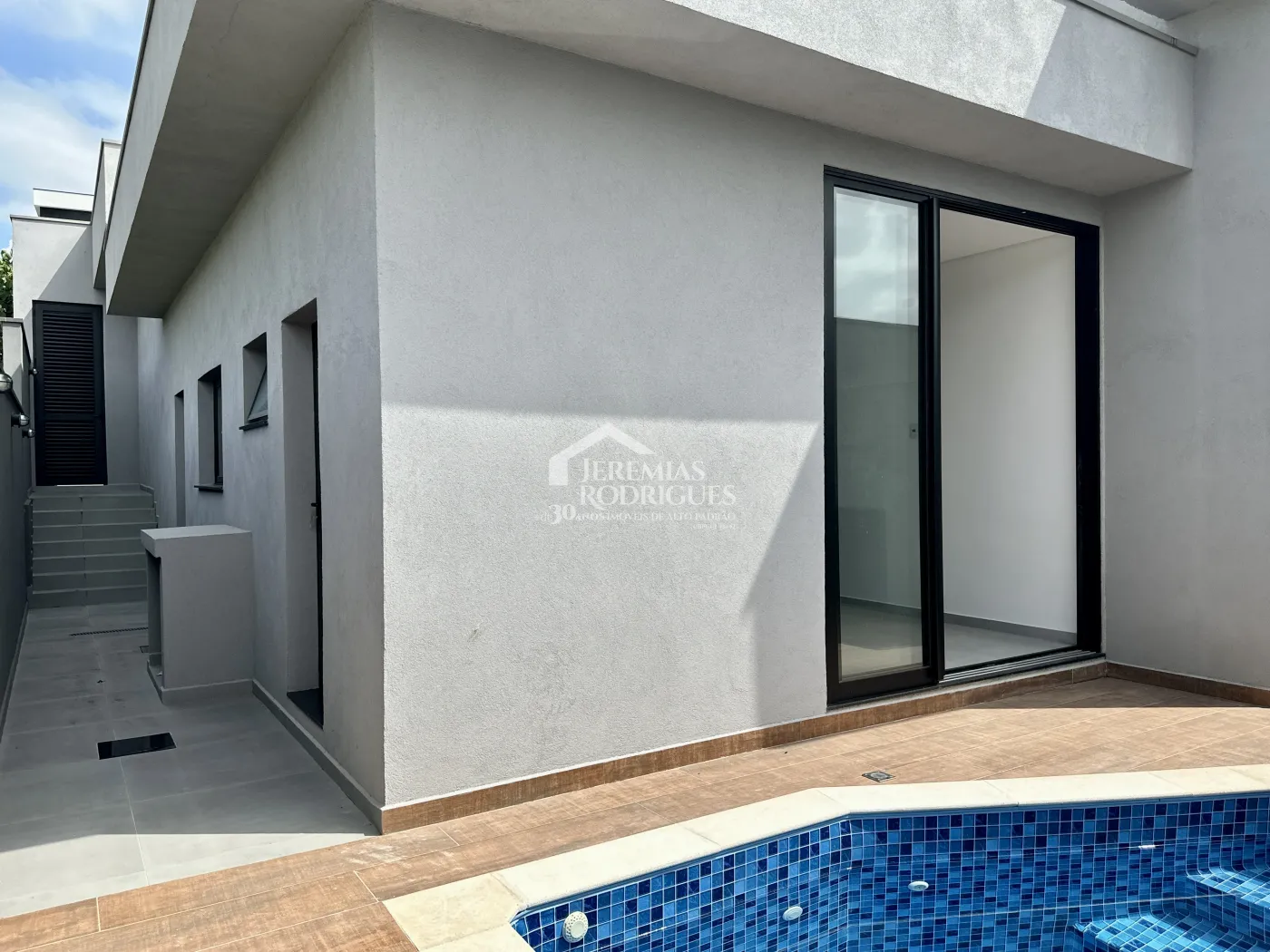 Casa para venda e locação com 3 suítes no Condomínio Cyrela Landscape em Taubaté/SP.