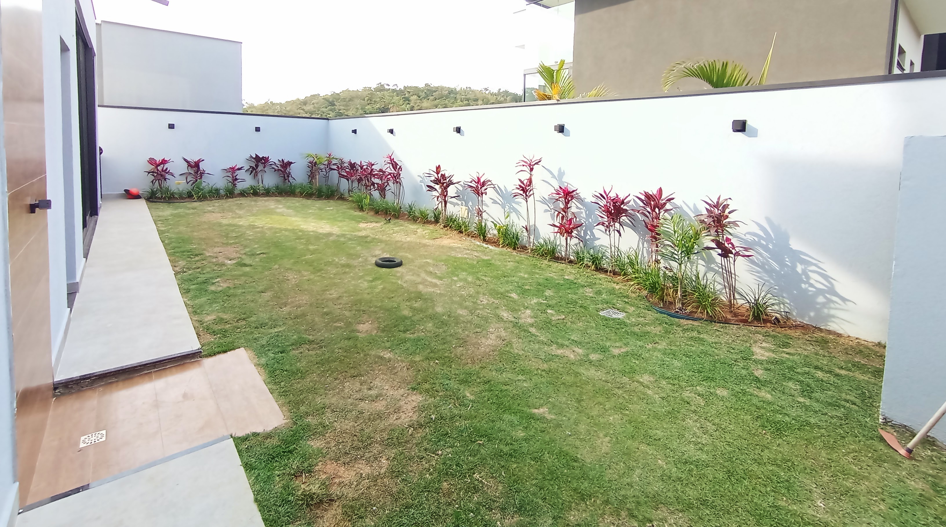 Casa à venda com 4 dormitórios no Condomínio Cyrela Landscape em Taubaté/SP.