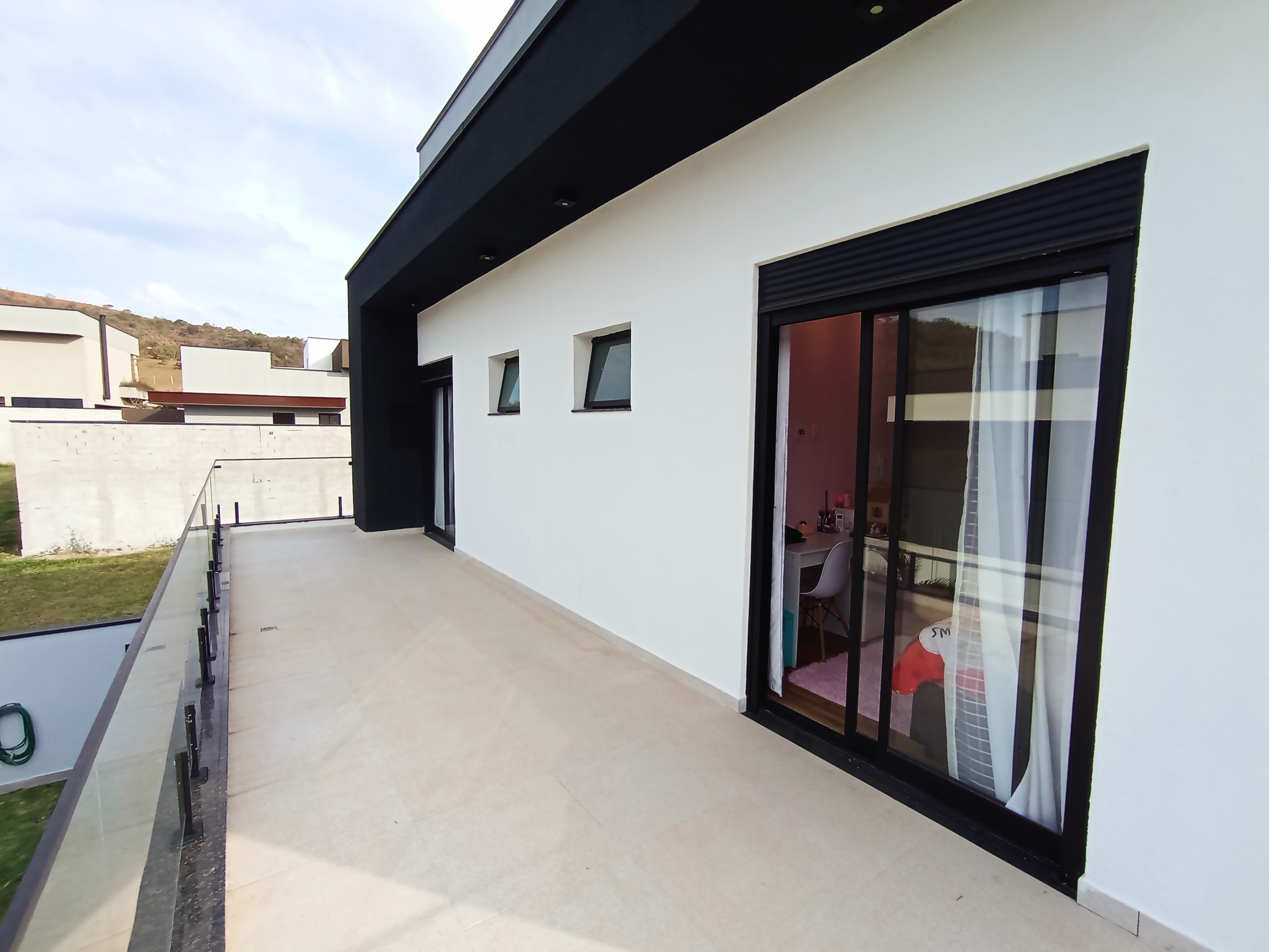 Casa à venda com 4 dormitórios no Condomínio Cyrela Landscape em Taubaté/SP.