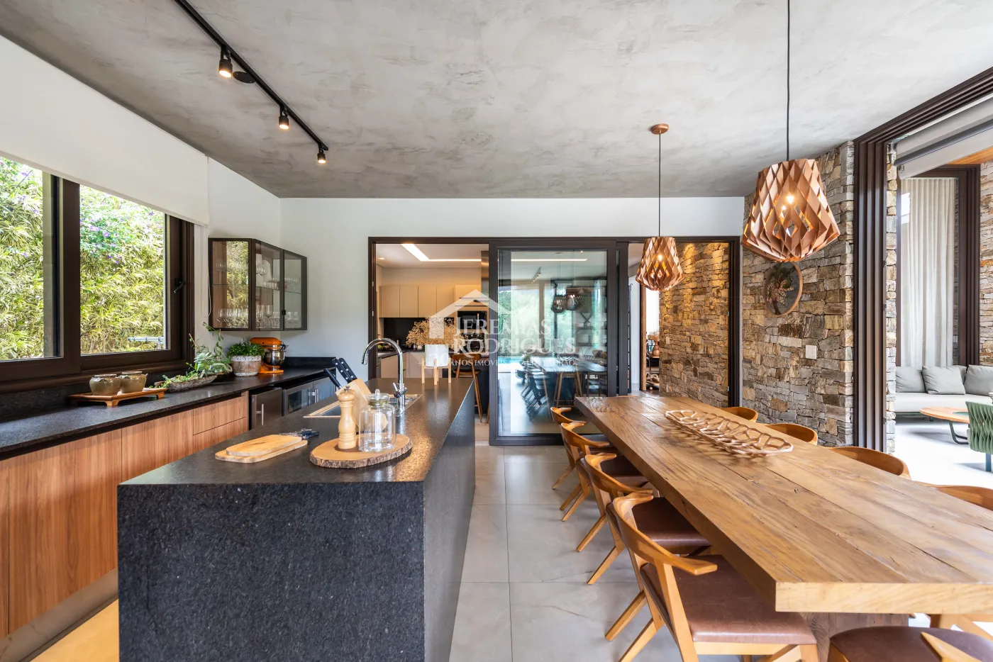 Casa para venda com 4 suítes no Condomínio Fazenda Dona Carolina em Itatiba/SP