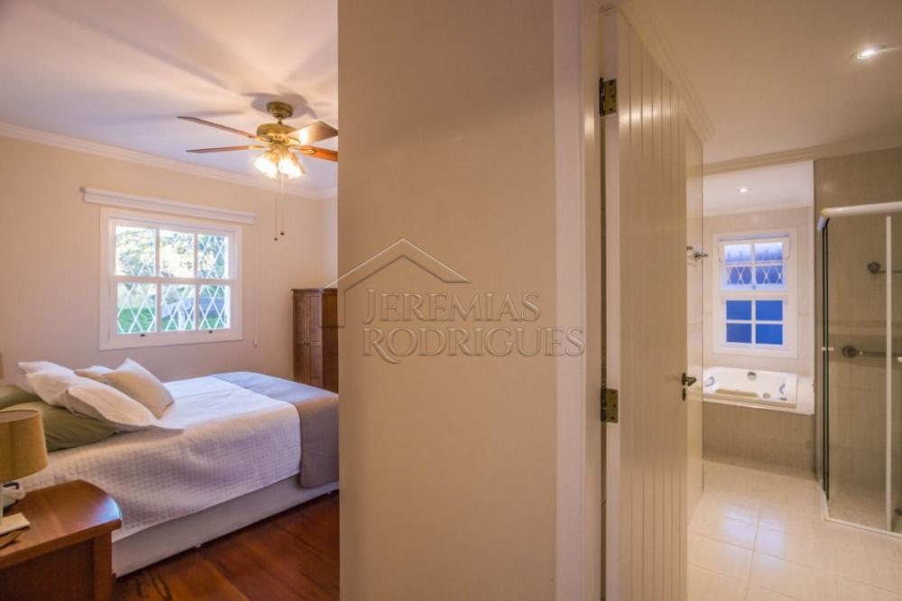 Casa à venda por R$ 3.200.000,00 - Campos do Jordão/SP