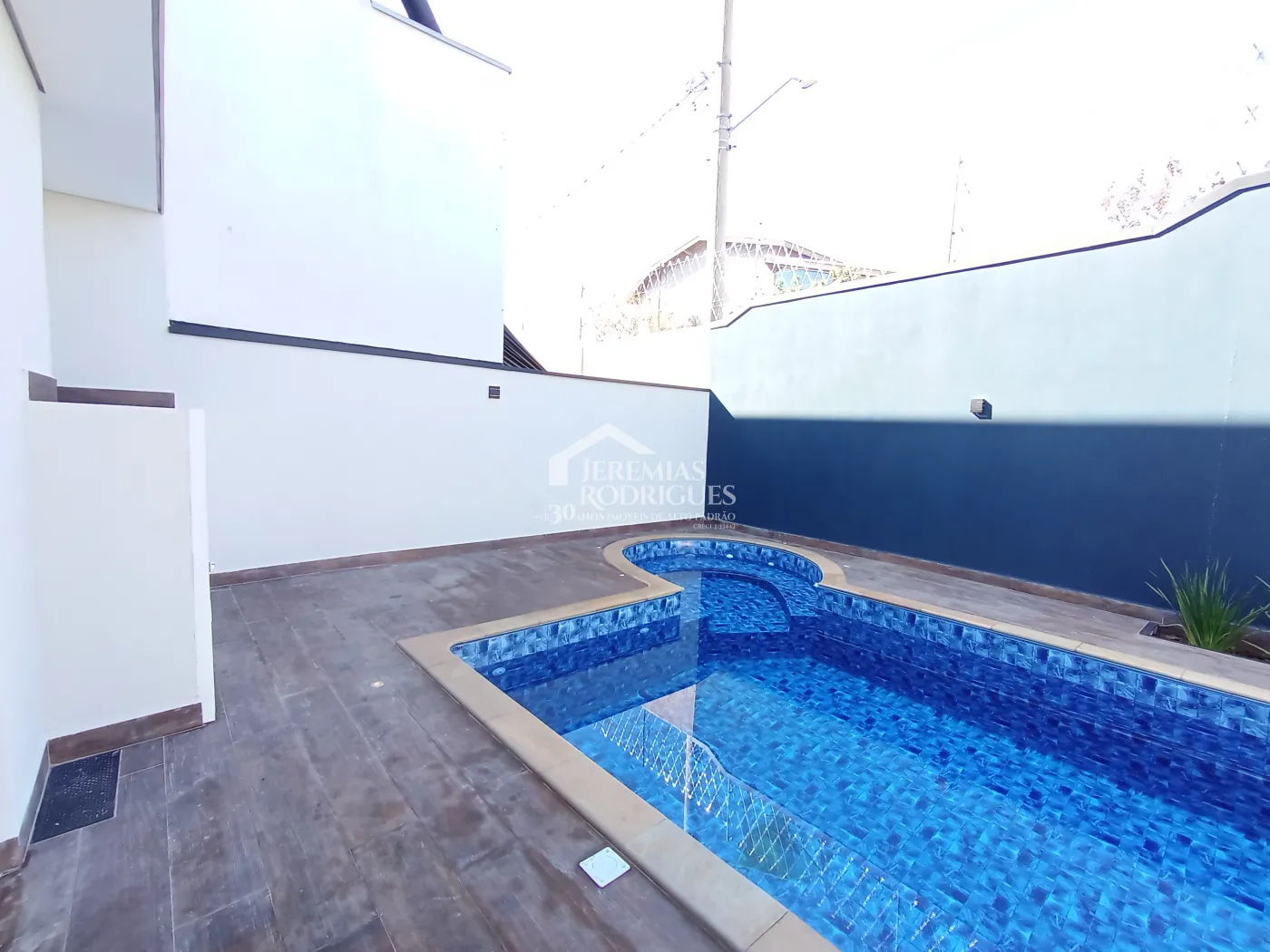 Casa à venda com 3 suítes no Condomínio Residencial Tecoara em Taubaté/SP