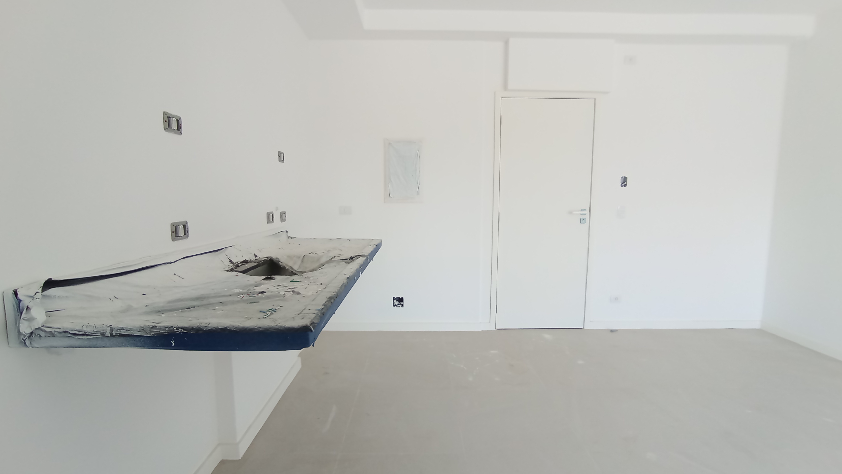 Apartamento à venda com 3 dormitórios, 98 m² no Condomínio Porto Gaia em Ubatuba/SP.