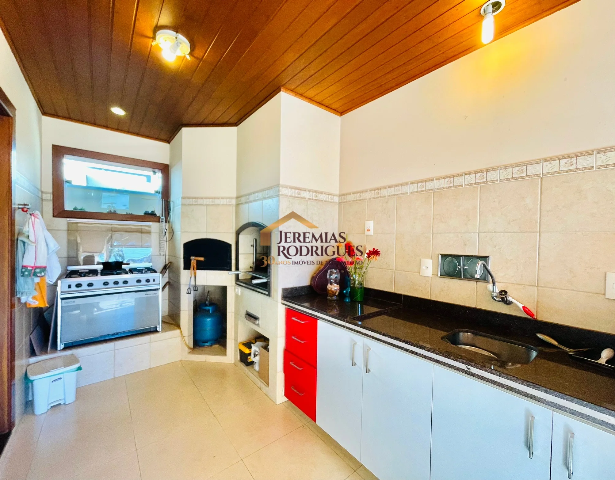 Casa para locação e venda no Taubaté Village em Taubaté/SP.