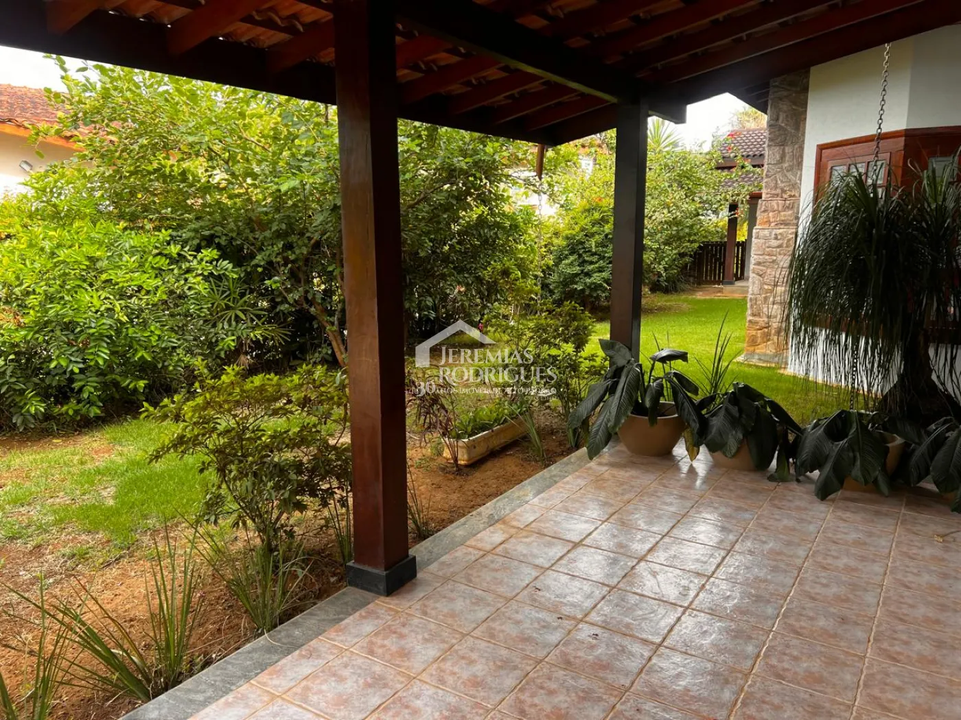 Casa com 4 dormitórios, 330 m² - Condomínio Village Paineiras- Pindamonhangaba/SP.