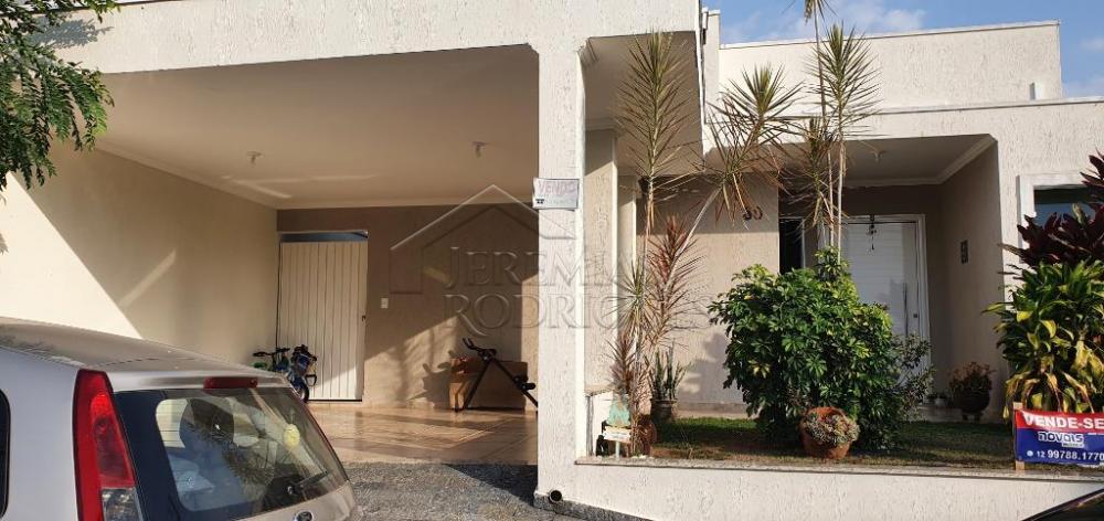 Casa com 3 dormitórios, 168 m² - Condomínio Hípica Pinheiro - Taubaté/SP