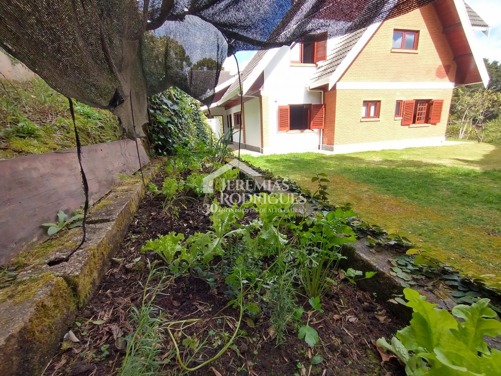 Casa com 4 suítes, 204 m² - Condomínio Jardim Véu da Noiva - Campos do Jordão/SP