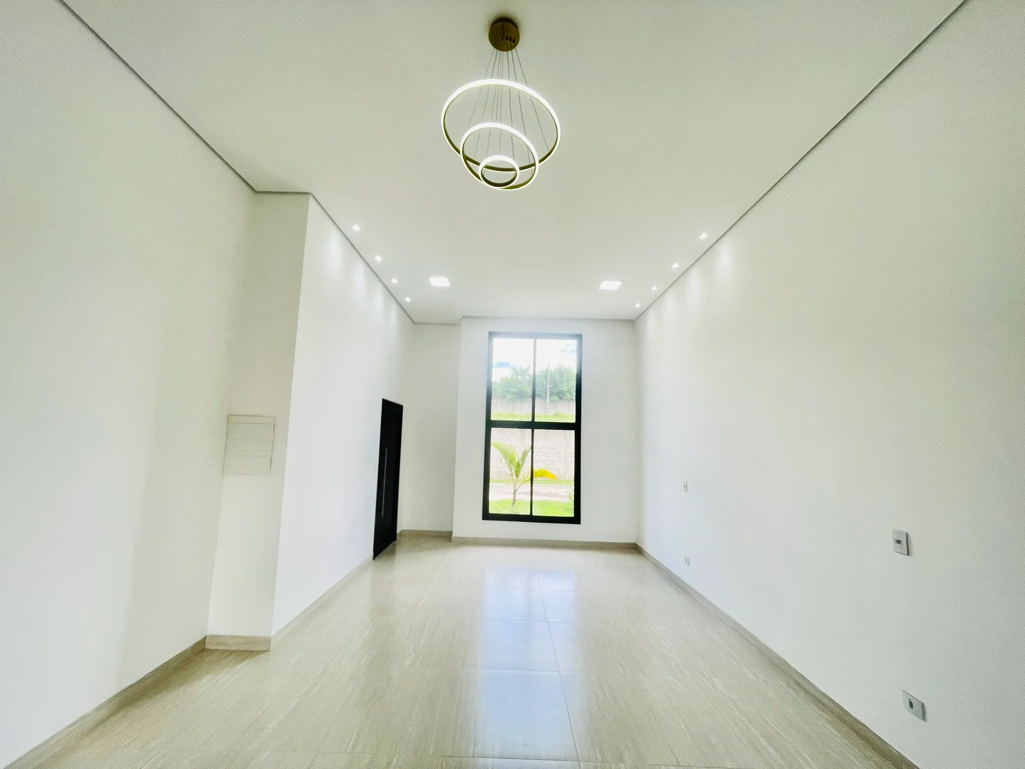 Casa para venda e locação, com 3 dormitórios no Condomínio Vila Romana em Pindamonhangaba/SP