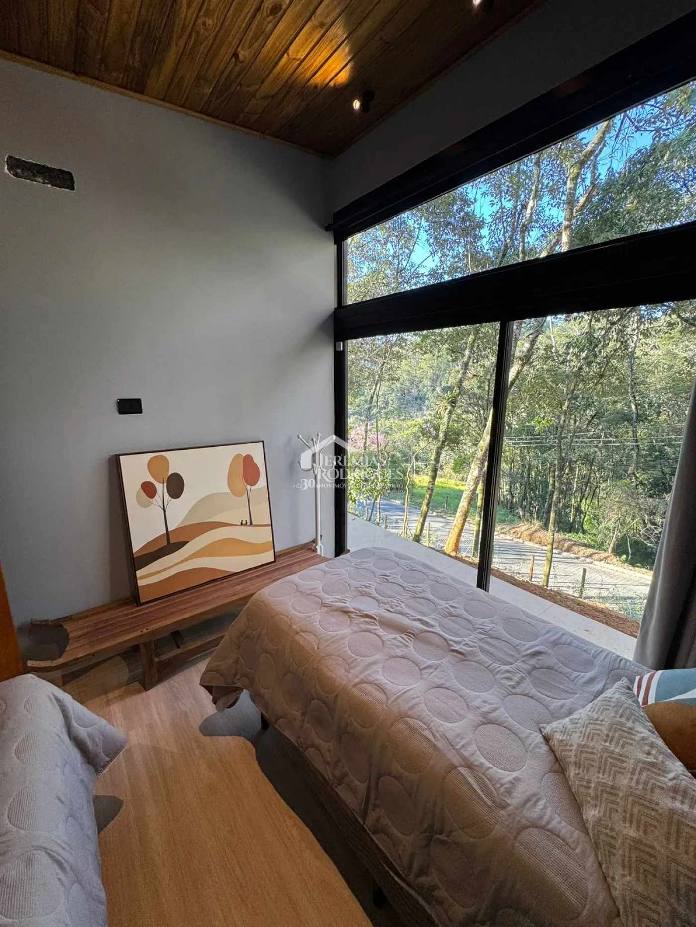Casa à venda com 2 dormitórios no Condomínio Villagio Santa Cruz em Santo Antônio do Pinhal/SP.