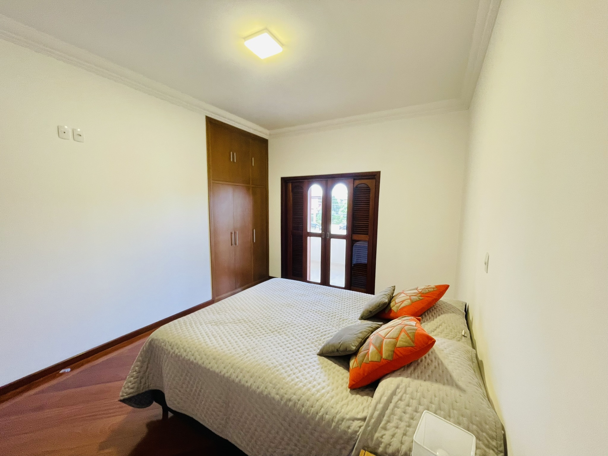 Casa para venda e locação com 4 dormitórios no Condomínio Taubaté Village em Taubaté/SP