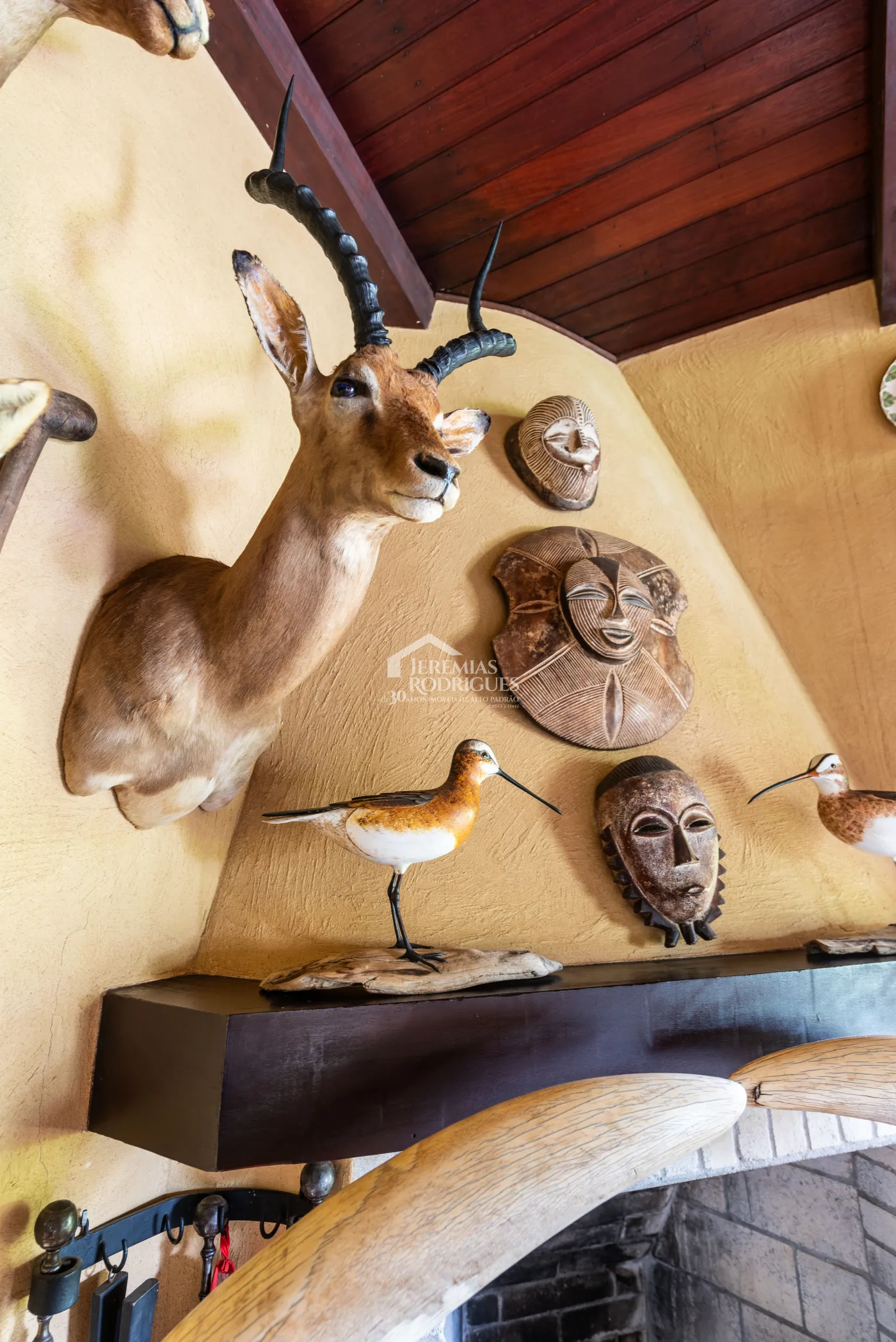 Sitio com 9 suítes, 2.600 m² - Piracaia/SP.