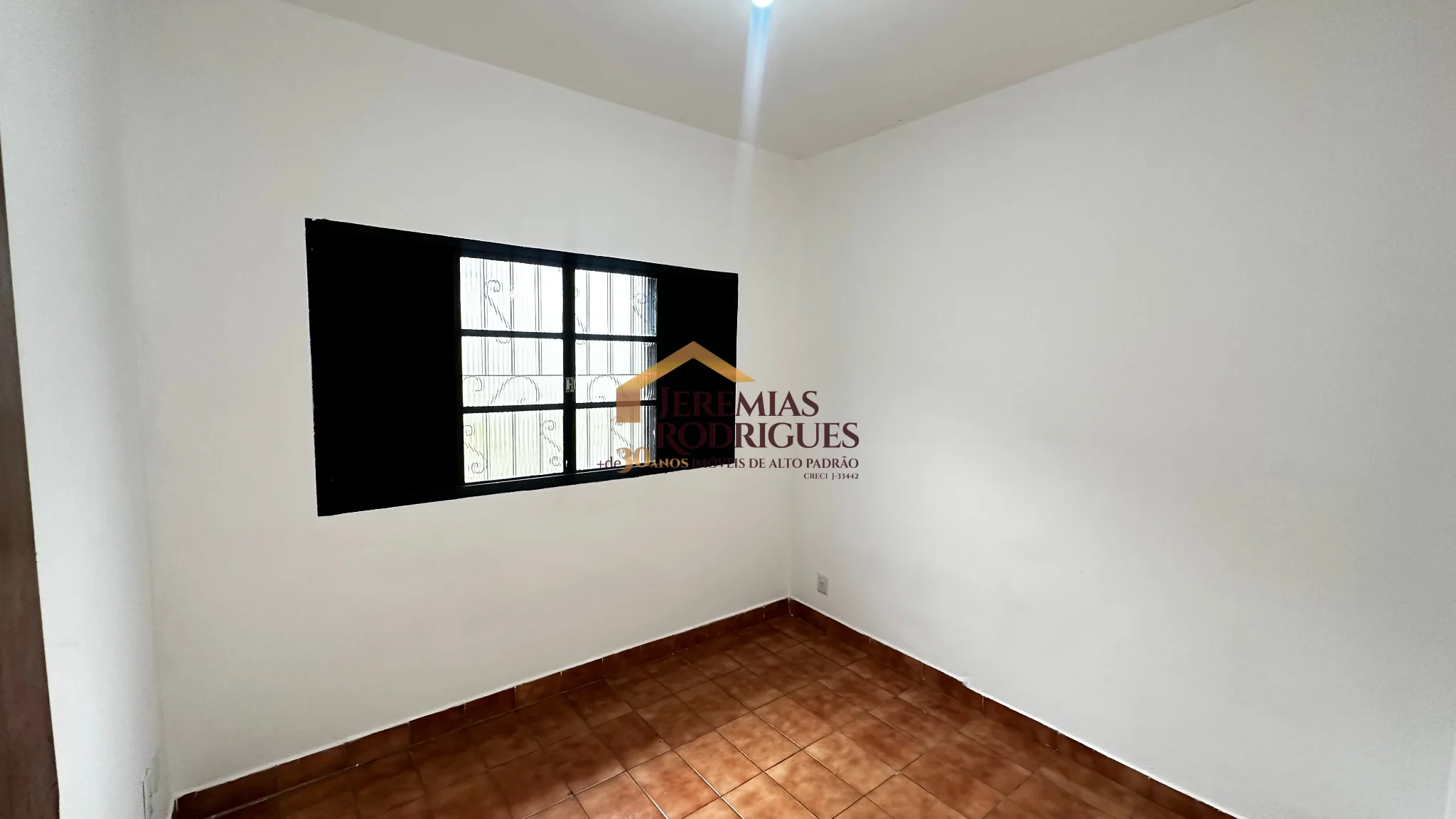 Casa para locação no centro em Pindamonhangaba/SP. - foto 11