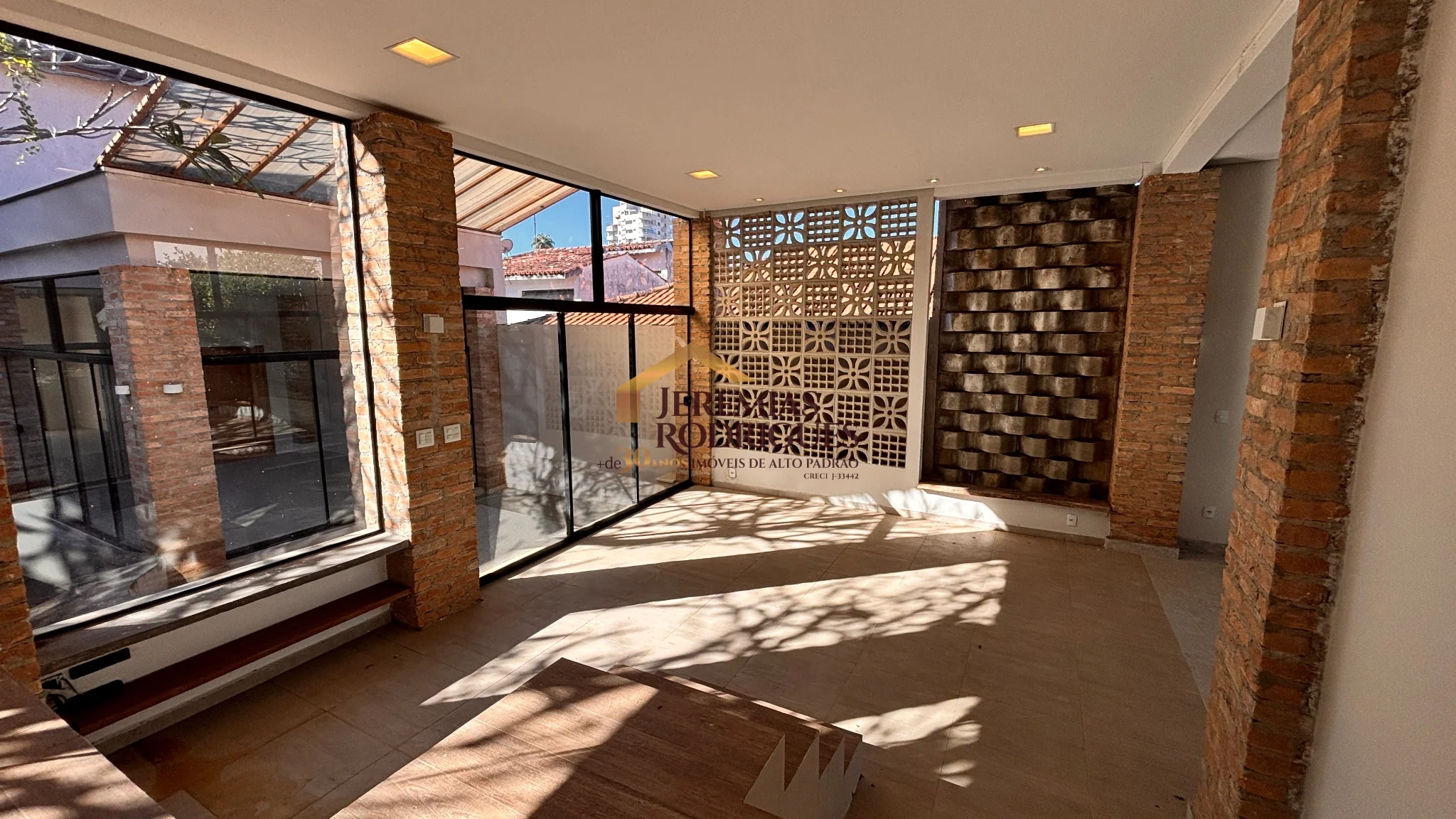 Imóvel comercial Amplo no centro de Pindamonhangaba/SP. — foto 30