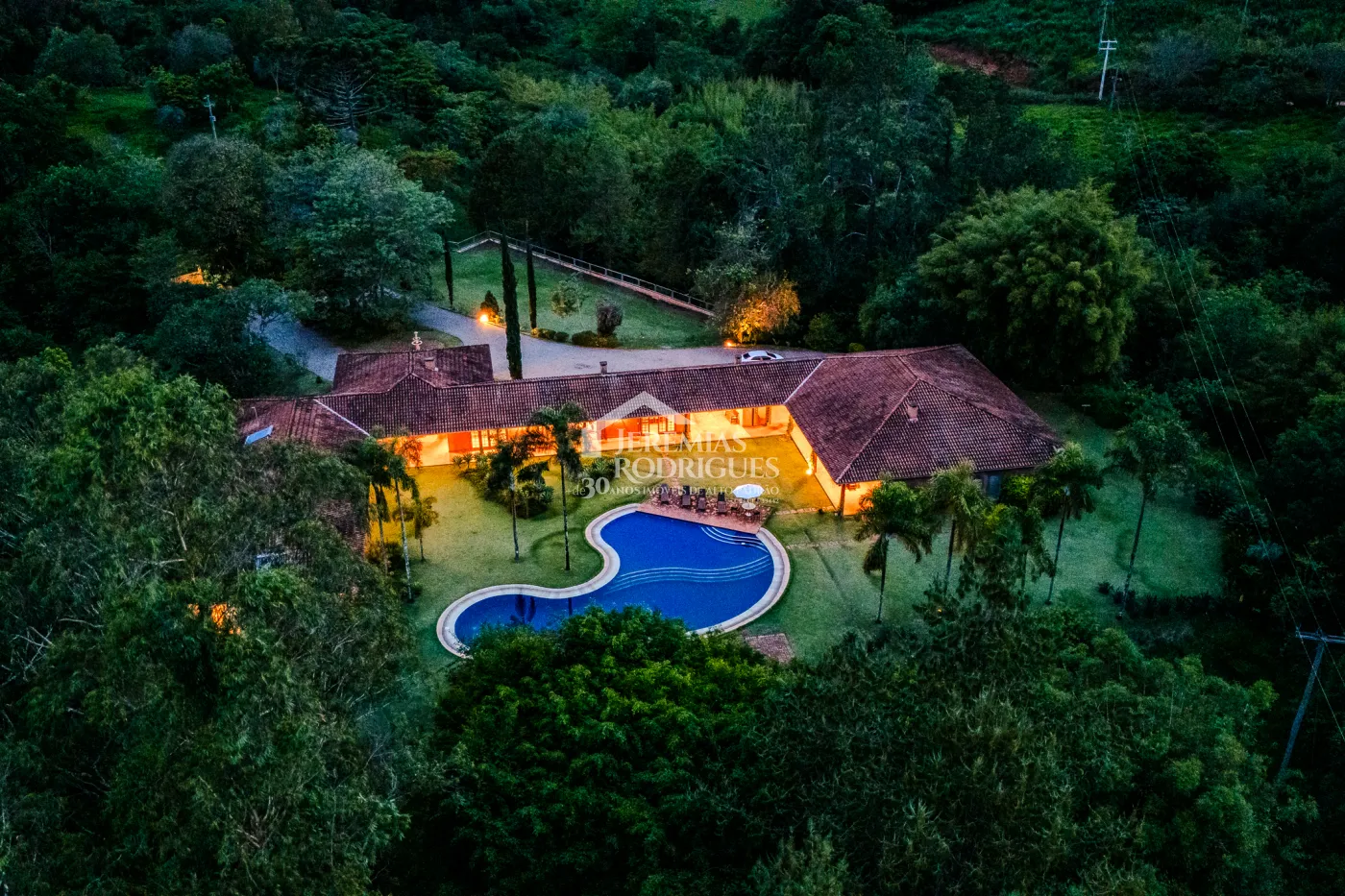 Casa à venda por R$ 6.200.000,00 - Cunha/SP