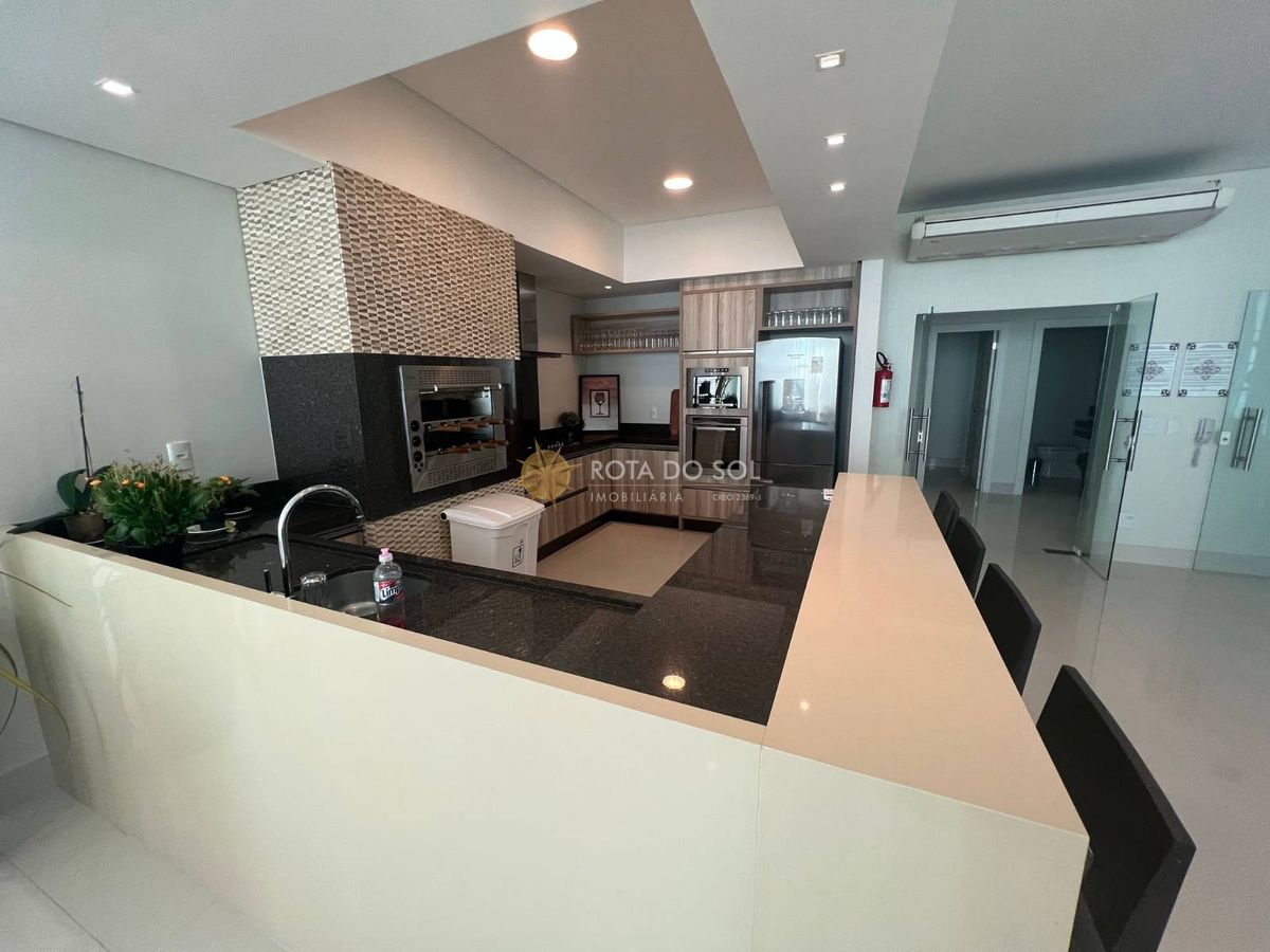Palazzo del Mare Apartamento Frente Mar 4 Suítes na Meia Praia — foto 27